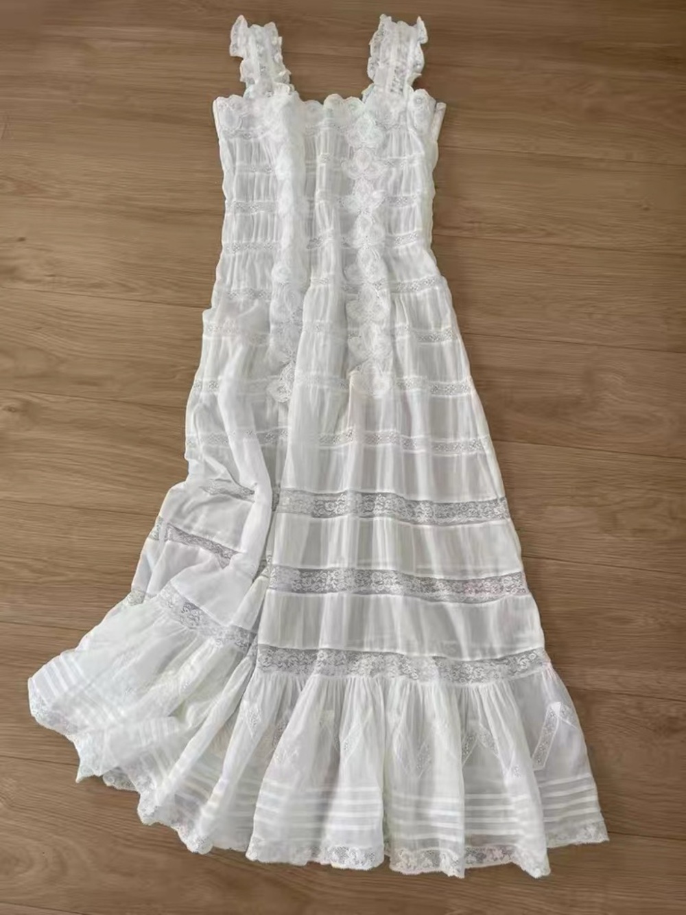 Doen White Lace Maxi Dress - Picture 6 of 16